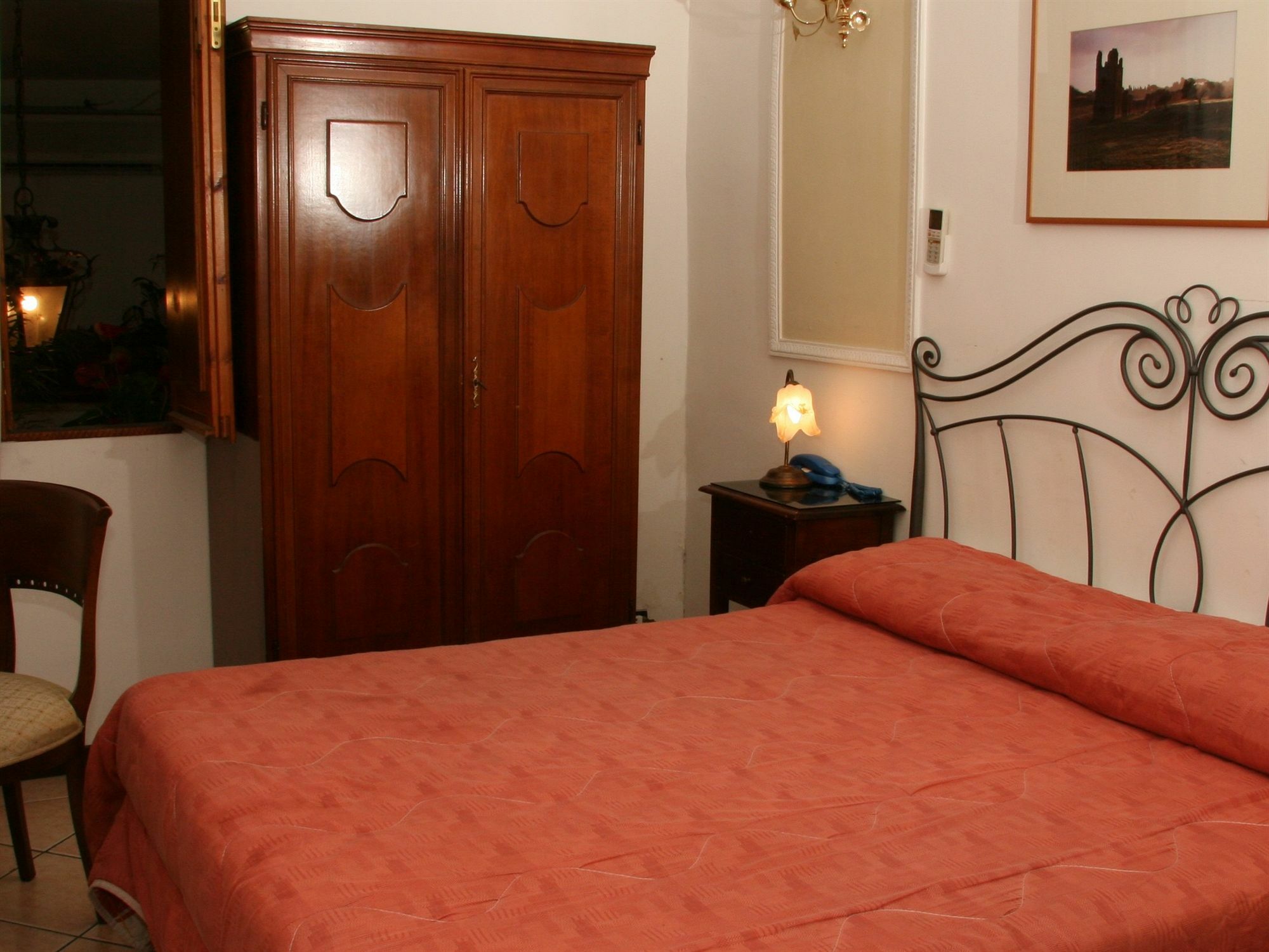 Gaudi Guesthouse Rome Exterior photo